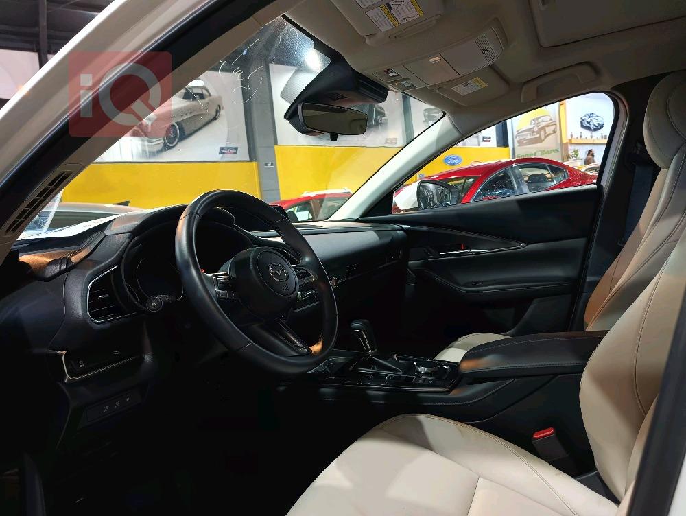 مازدا CX-30